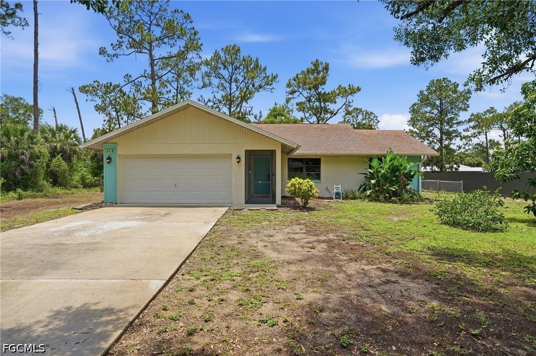 315 Roosevelt Ave., Lehigh Acres, FL 33936