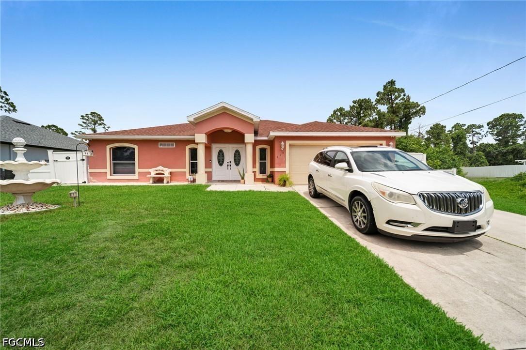 539 Summit Ave., Lehigh Acres, FL 33974
