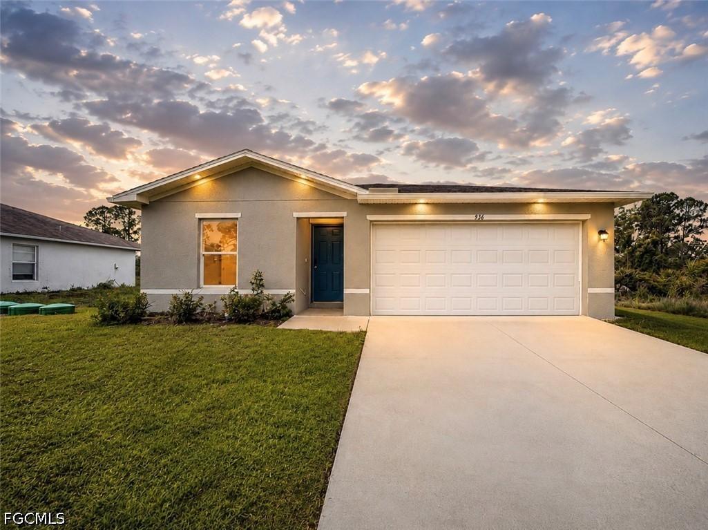 936 Panda Dr., Lehigh Acres, FL 33974