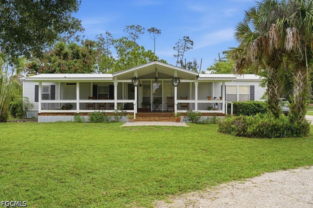 3700 Fort Adams Ave., Labelle, FL 33935