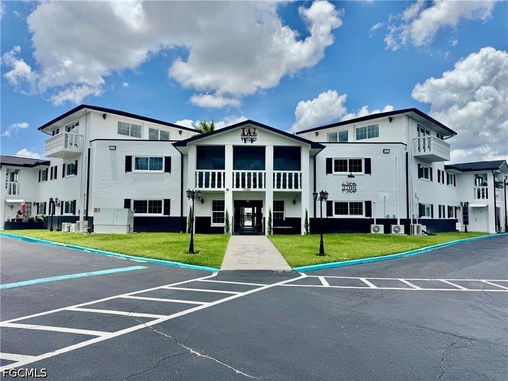3706 Broadway #12, Fort Myers, FL 33901