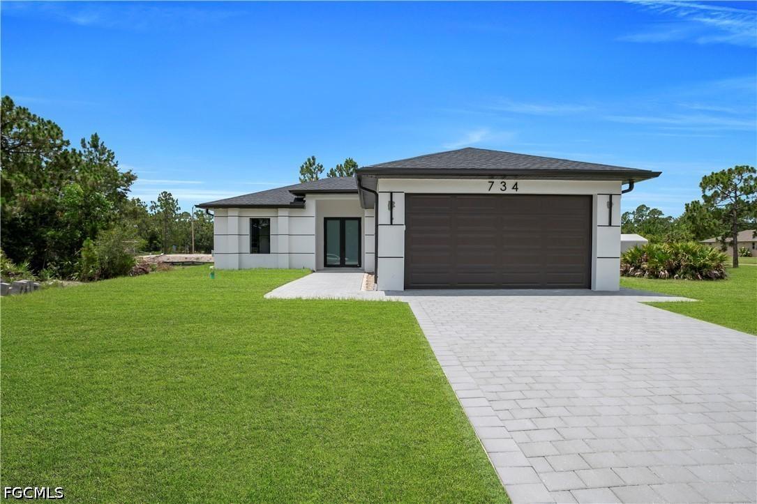 734 Theodore Vail St., Lehigh Acres, FL 33974