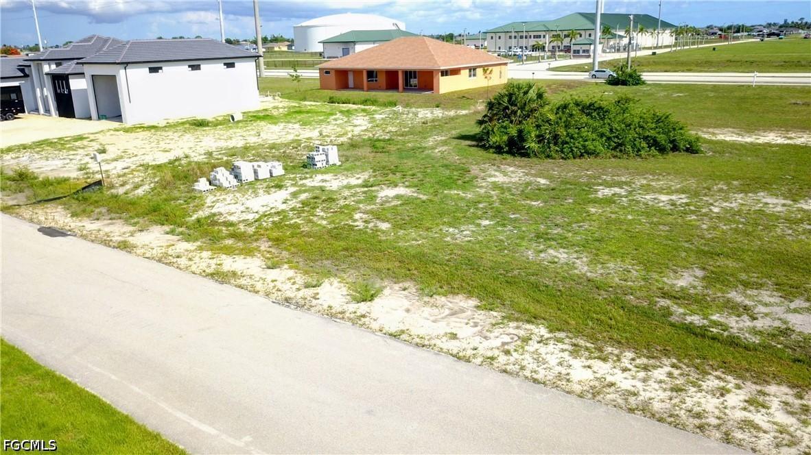 1238 NW 24th Ter., Cape Coral, FL 33993