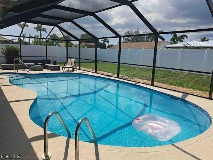 1111 SE 31st St., Cape Coral, FL 33904