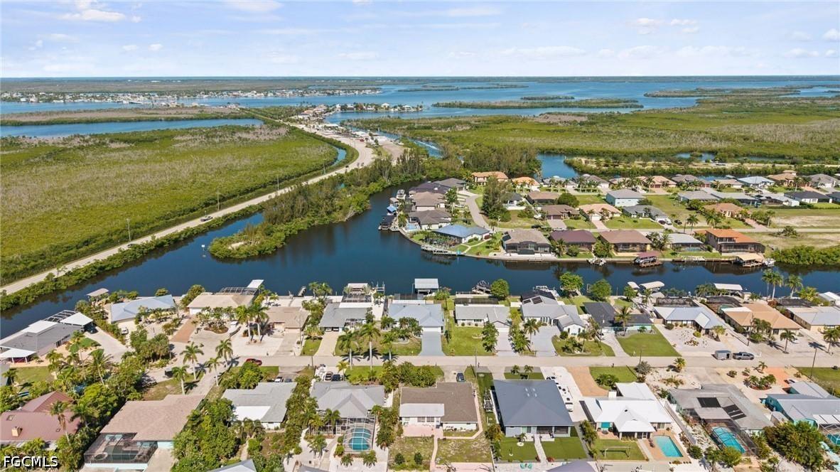 12213 Star Shell Dr., Matlacha Isles, FL 33991