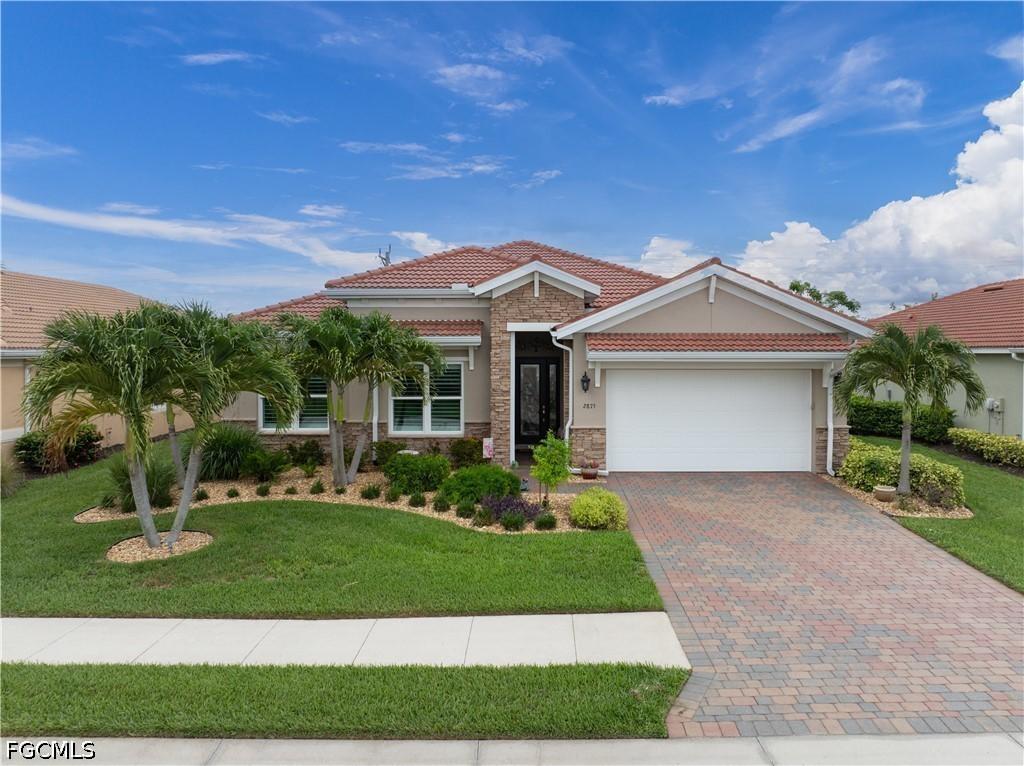 2875 Sunset Pointe Cir., Cape Coral, FL 33914