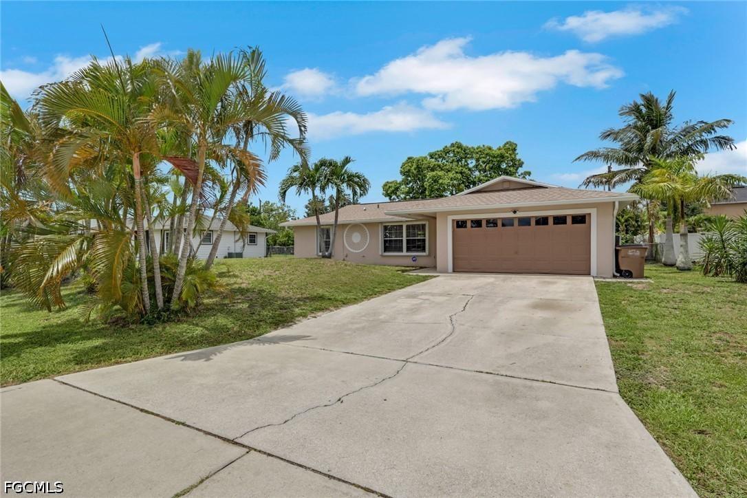 621 SW 29th Ter., Cape Coral, FL 33914
