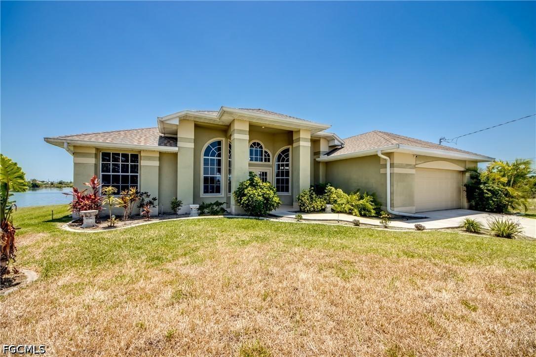 2319 NE 19th St., Cape Coral, FL 33909