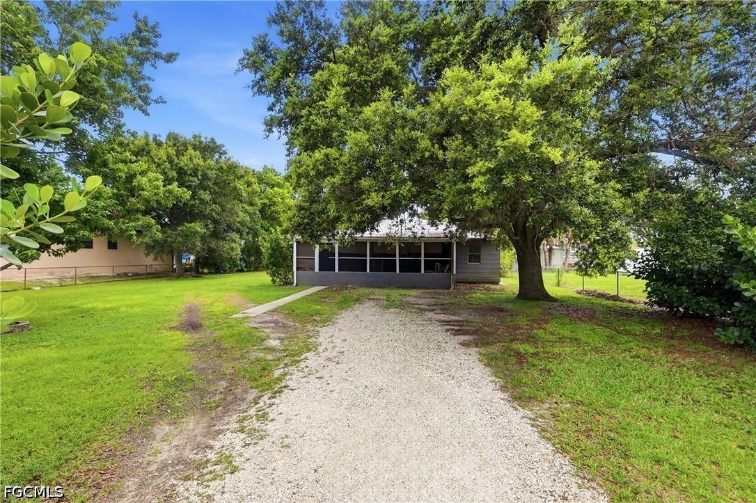 133 2nd St., Naples, FL 34113