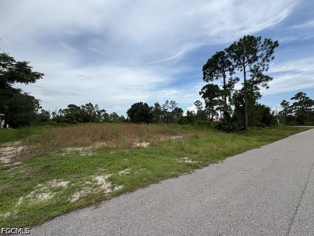 1055 Manta Ave., Lehigh Acres, FL 33974