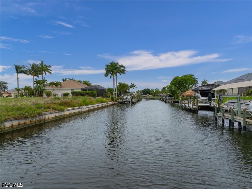 2517 SW 30th Ter., Cape Coral, FL 33914