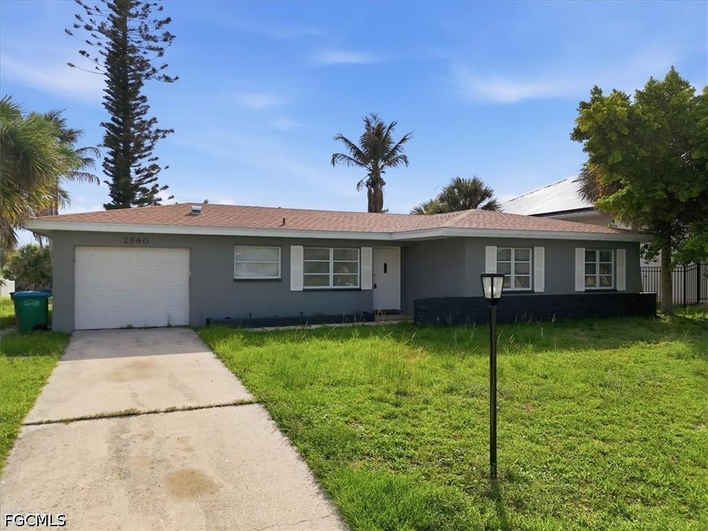 2540 SE 25th Ave., Cape Coral, FL 33904