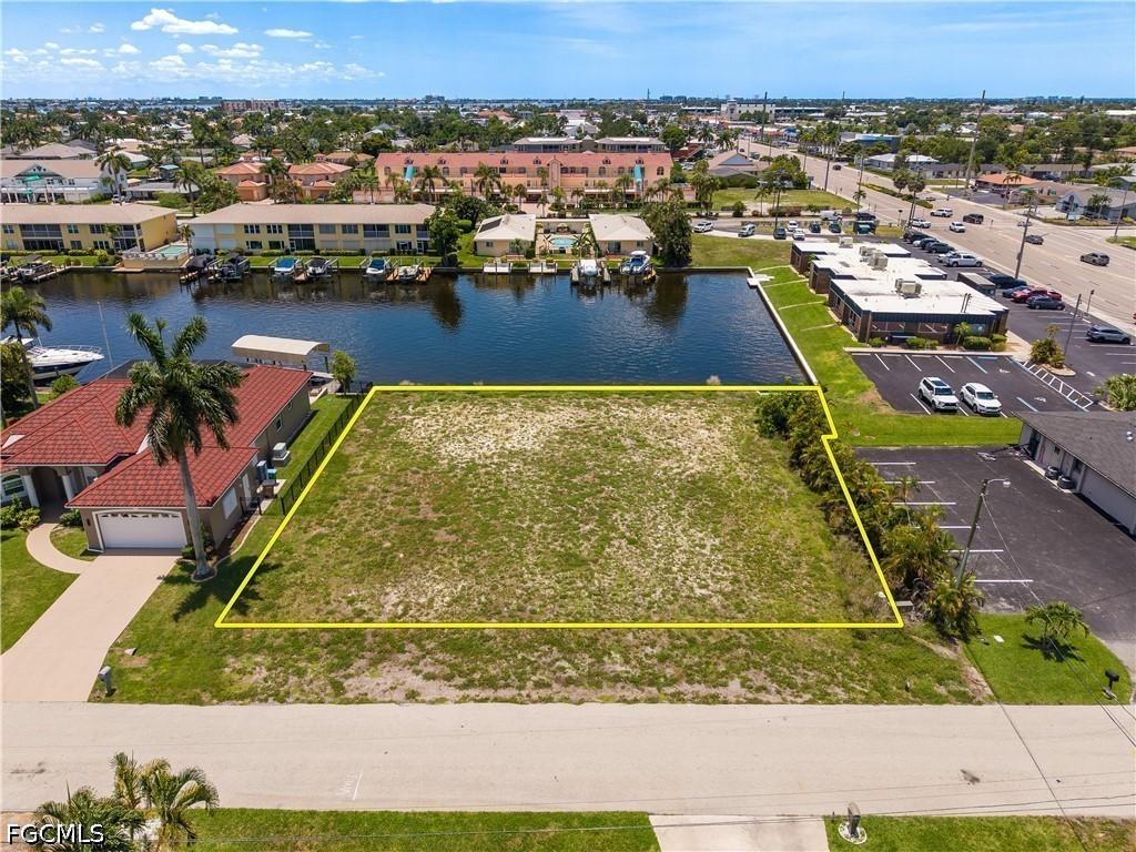 1612 SE 41st St., Cape Coral, FL 33904