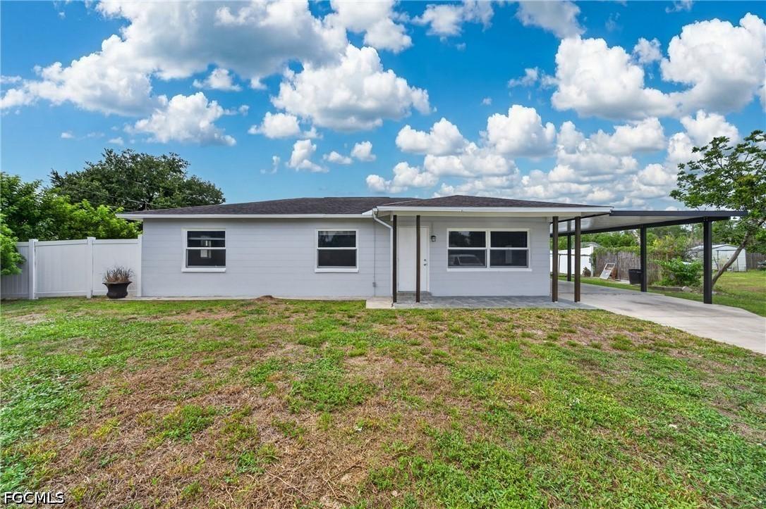 2254 9th Ter., Lehigh Acres, FL 33936