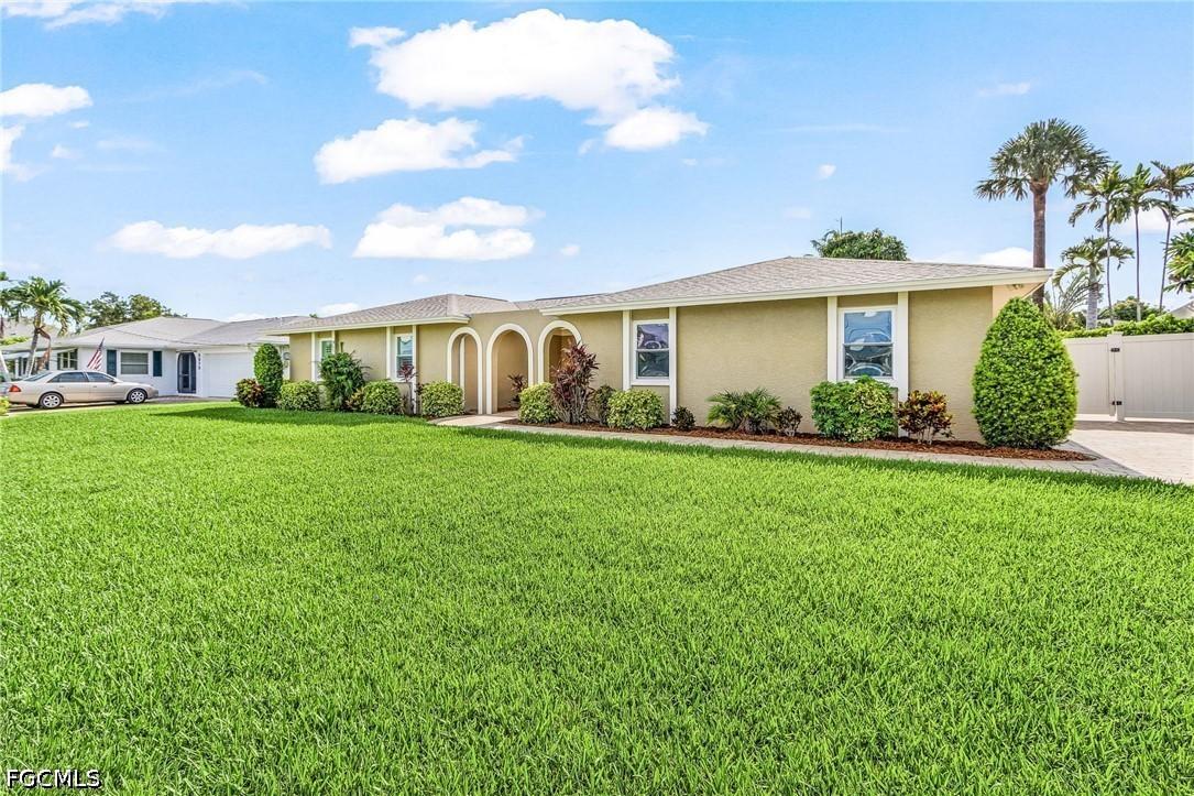 5985 Baker Ct., Fort Myers, FL 33919