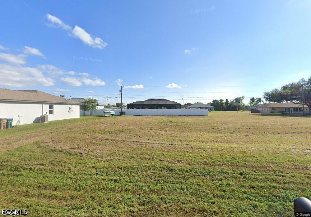 622 SE 1st St., Cape Coral, FL 33990