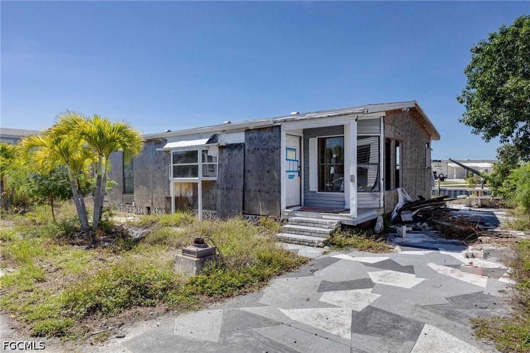 2920 Harpoon Ln., St James City, FL 33956