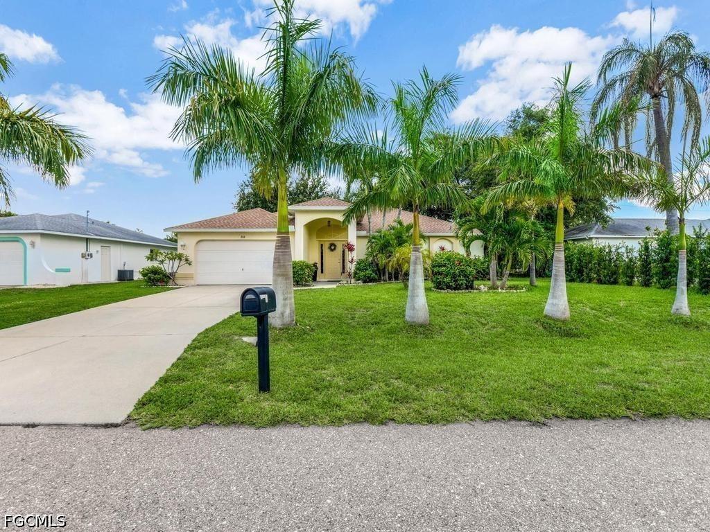 206 SE 28th Ter., Cape Coral, FL 33904