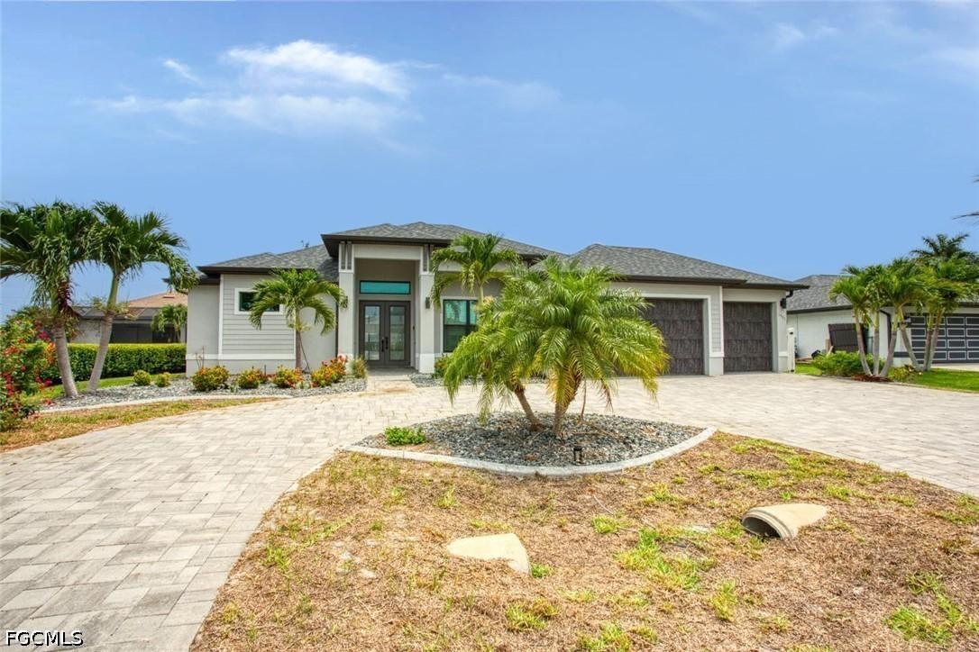 1521 SW 43rd Ln., Cape Coral, FL 33914