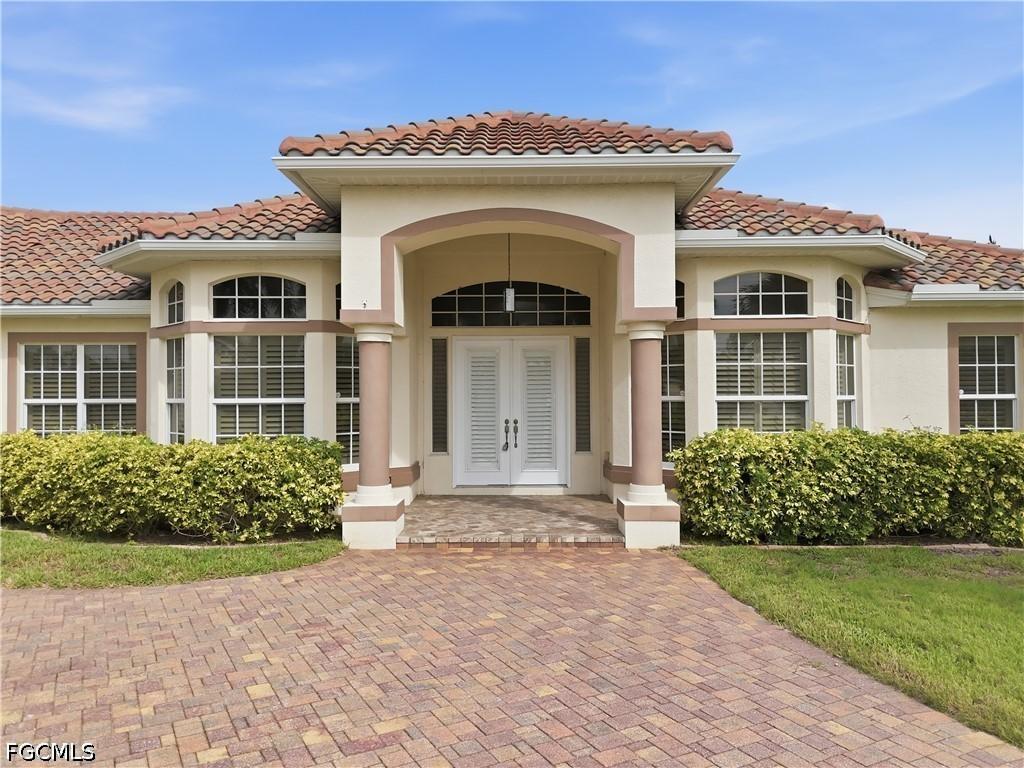 3622 Oasis Blvd., Cape Coral, FL 33914