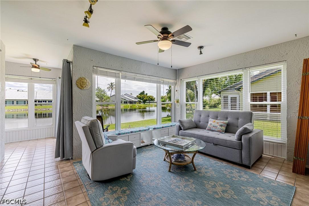 301 Mcgregor Park Cir., Fort Myers, FL 33908