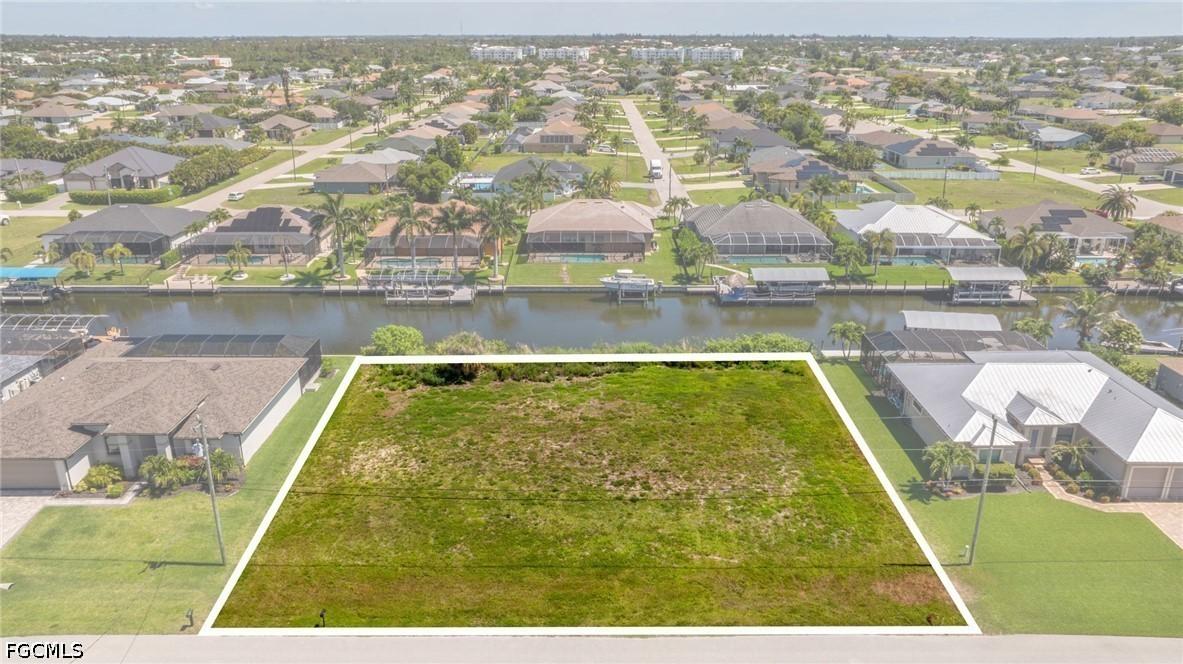 2201 SW 28th Ter., Cape Coral, FL 33914
