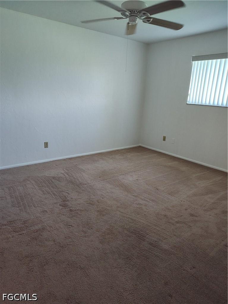 9395 Lennex Ln., Fort Myers, FL 33919