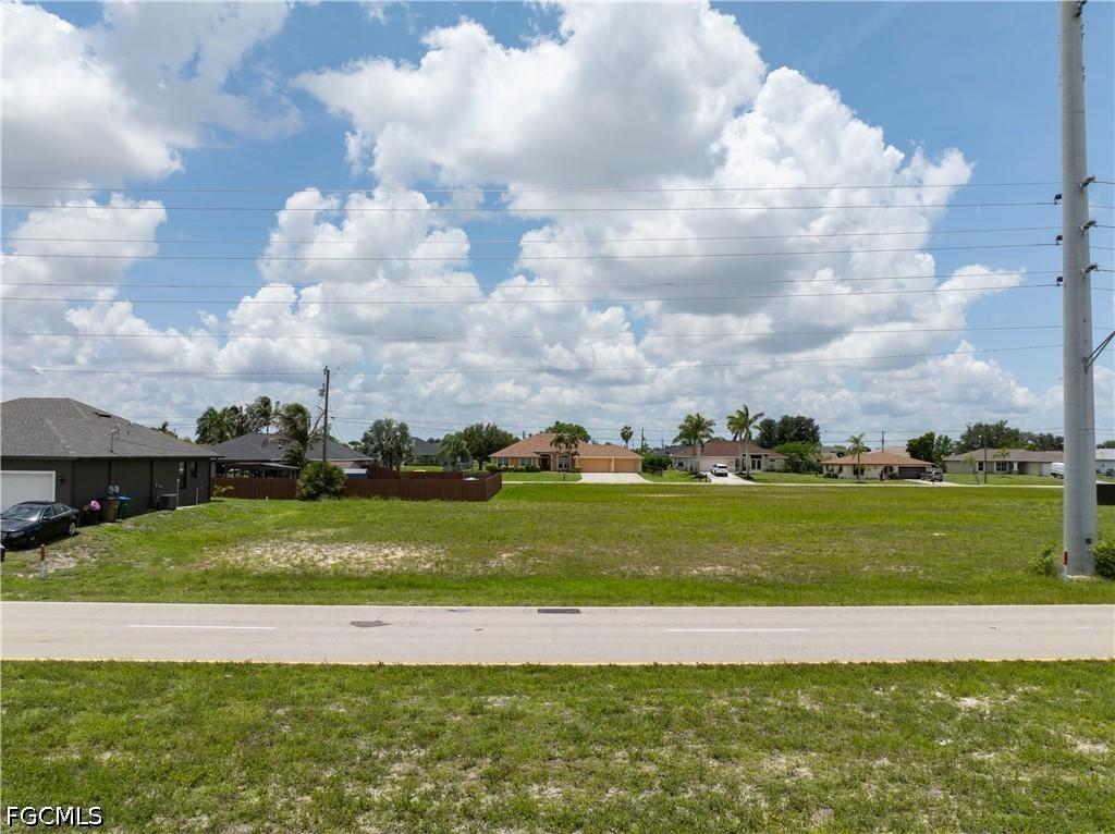 418 Kismet Pkwy., Cape Coral, FL 33909