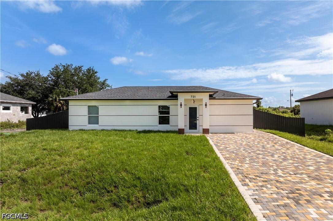 731 Camilla St., Lehigh Acres, FL 33974