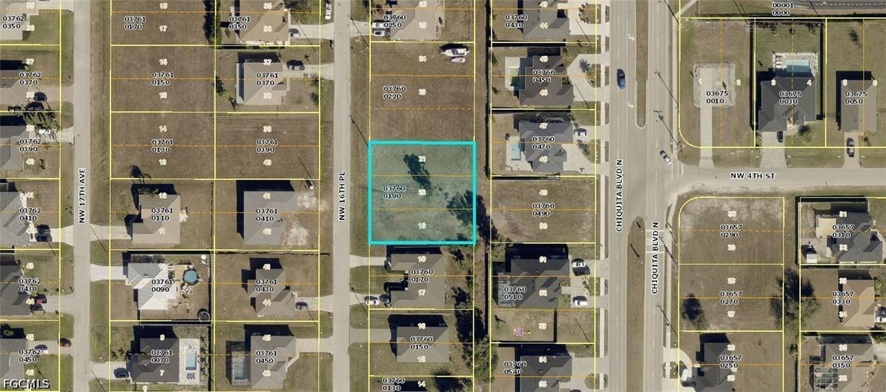 327 NW 16th Pl., Cape Coral, FL 33993