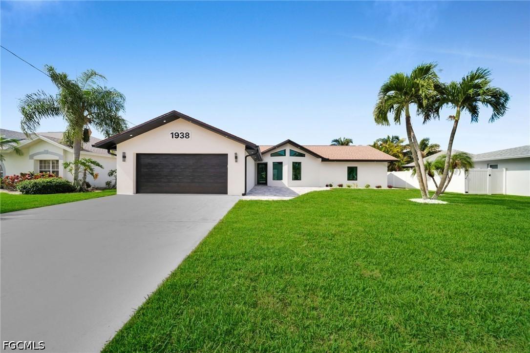 1938 Cornwallis Pkwy., Cape Coral, FL 33904