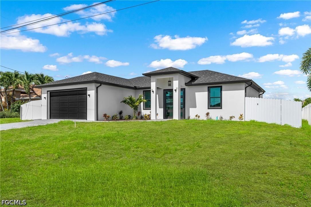 1813 NE 1st Ave., Cape Coral, FL 33909