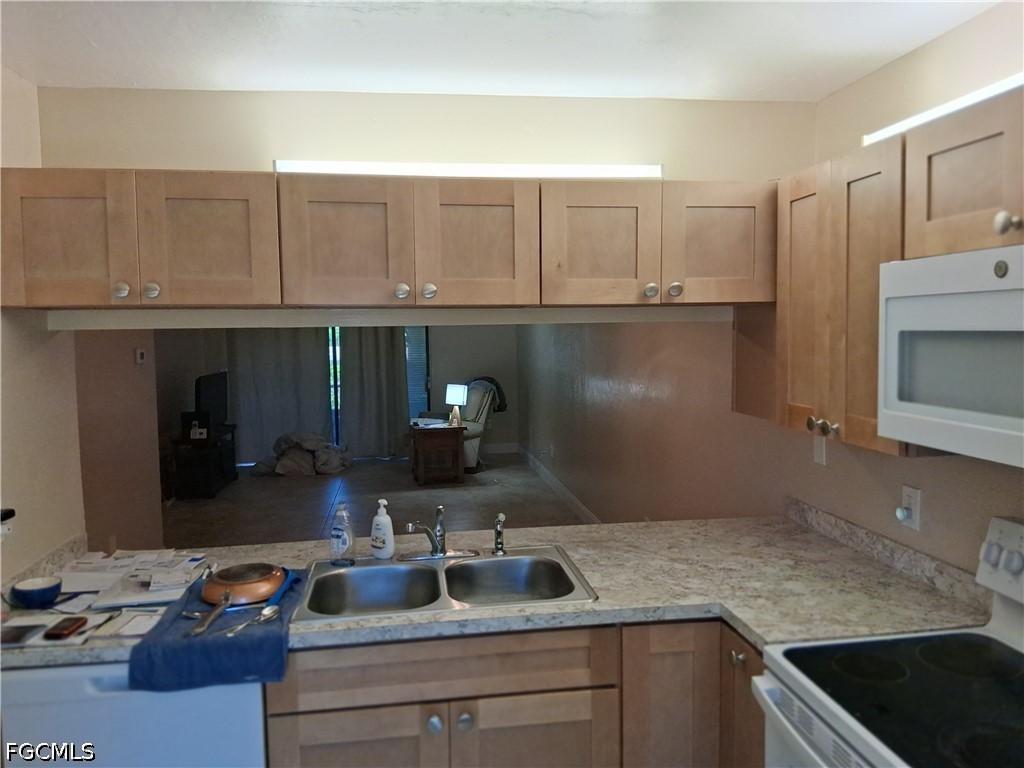 15000 Arbor Lakes Dr. #3, North Fort Myers, FL 33917
