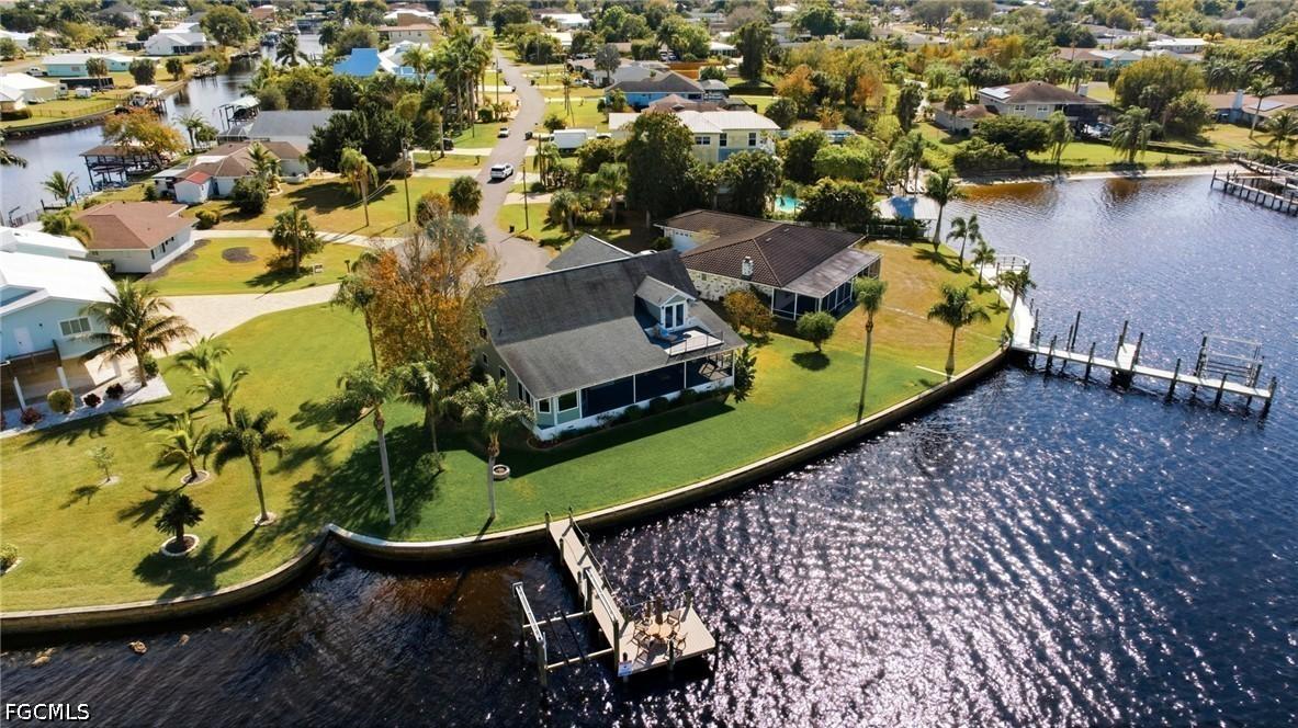 1943 Bahama Ave., Fort Myers, FL 33905