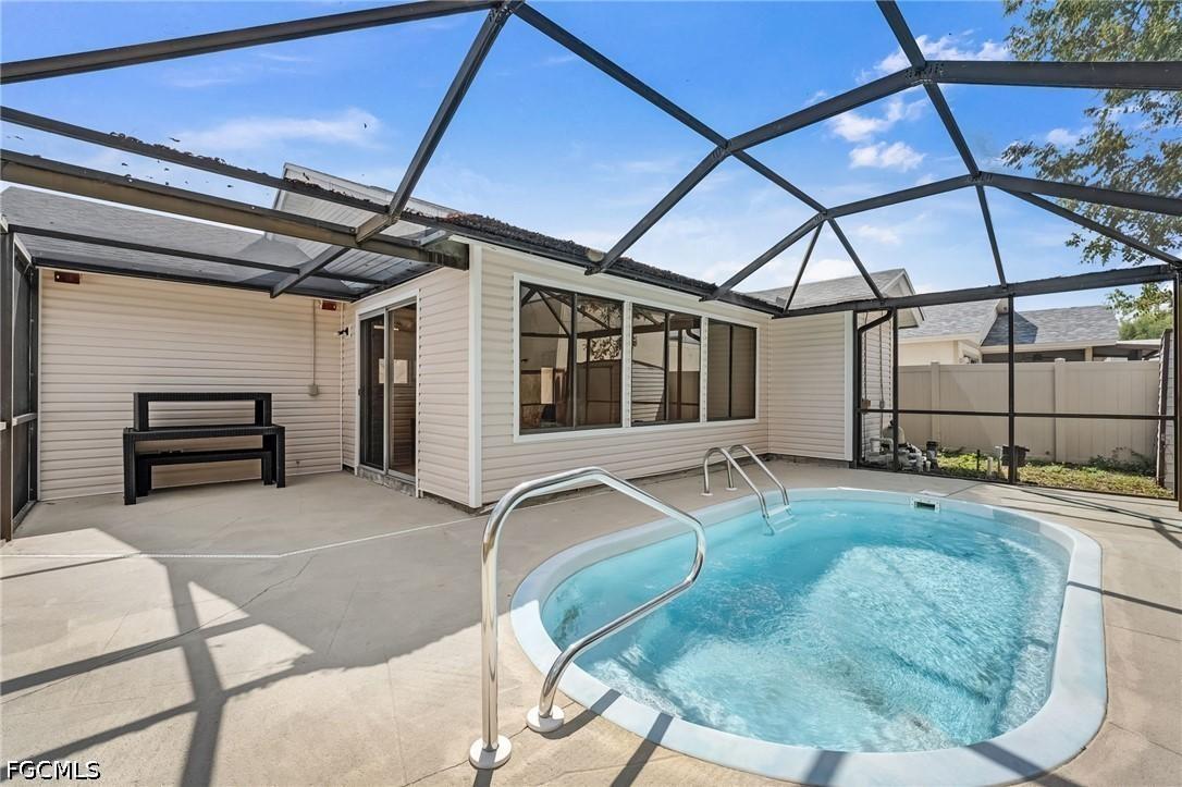 5581 Longleaf Dr., North Fort Myers, FL 33917