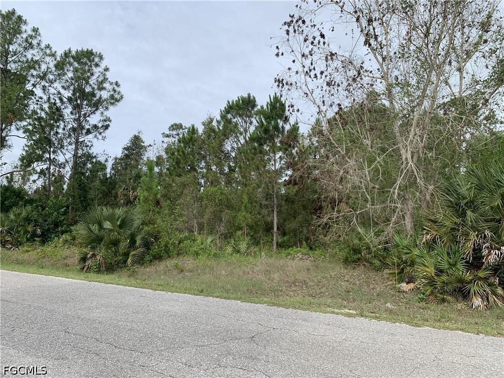 1019 Cleveland Ave., Lehigh Acres, FL 33972