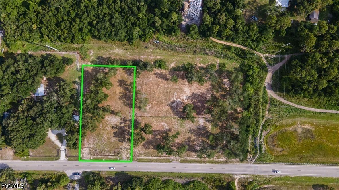 6080 Mellow Dr., North Fort Myers, FL 33917