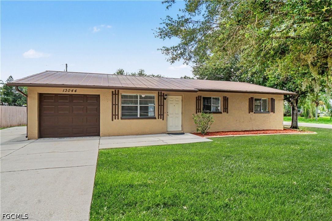 13044 Seventh St., Fort Myers, FL 33905