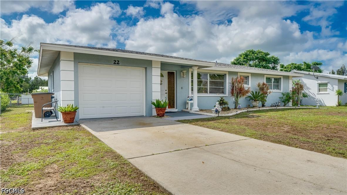 22 Colorado Rd., Lehigh Acres, FL 33936
