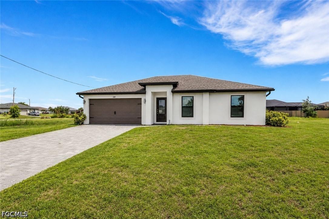 219 NW 25th Ter., Cape Coral, FL 33993