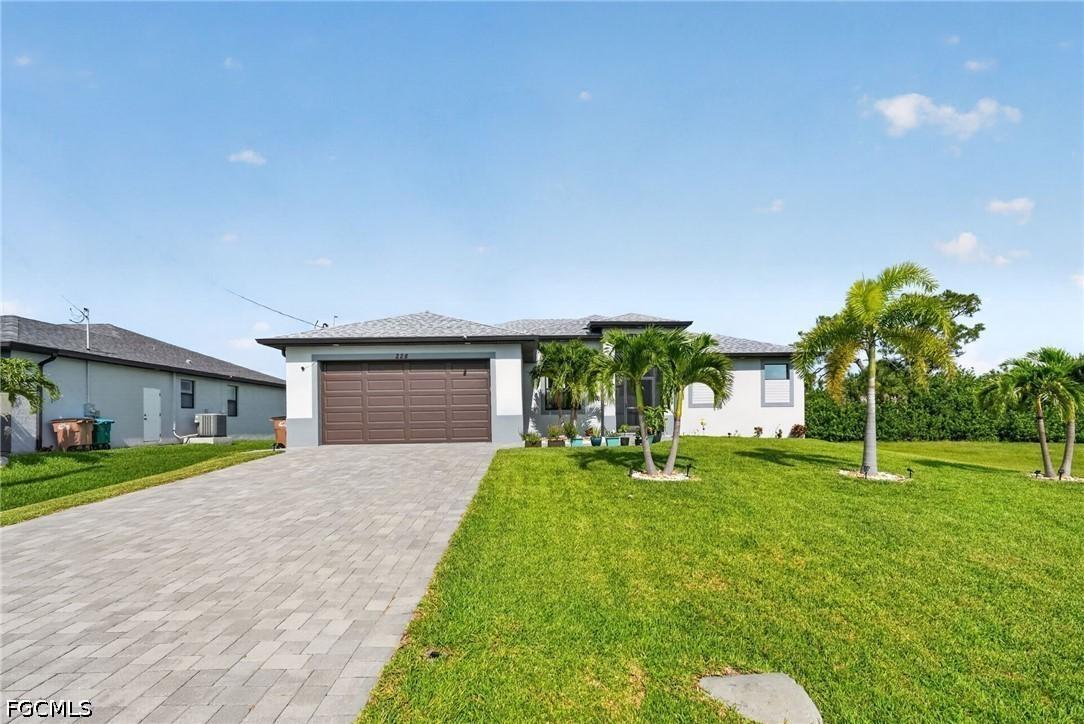 228 SW 31st Pl., Cape Coral, FL 33991