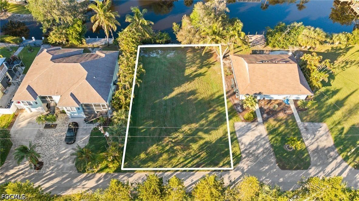 3665 Riviera Cir., Bonita Springs, FL 34134