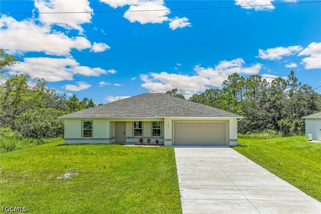 1893 Weldon Ave., Lehigh Acres, FL 33972