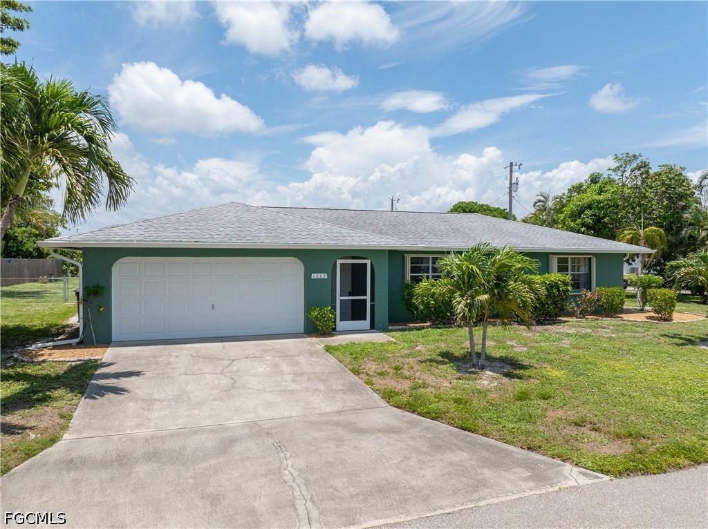 1209 SE 12th St., Cape Coral, FL 33990