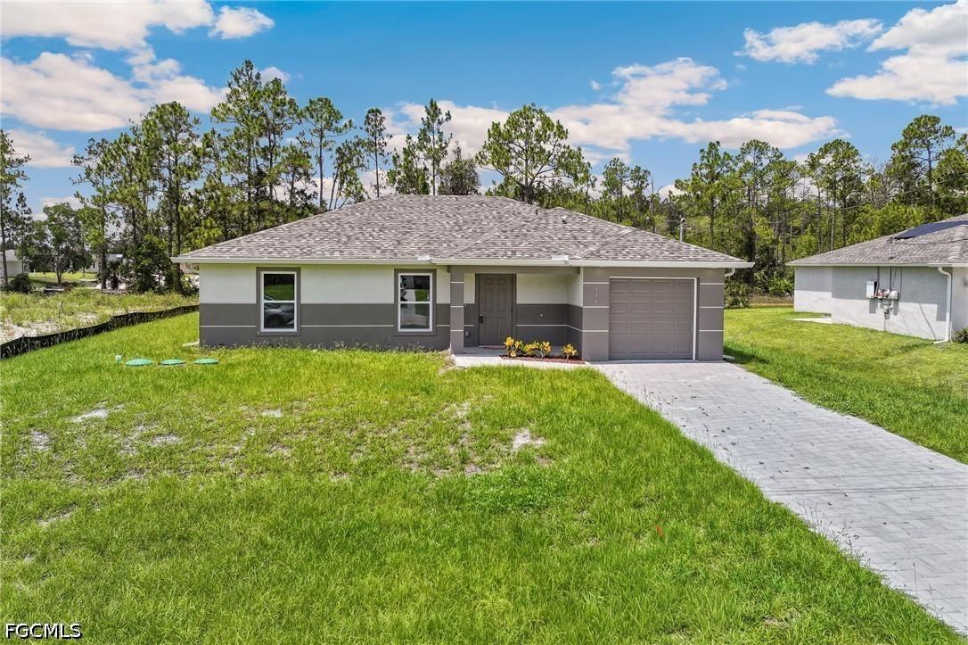 131 Sanborn Dr., Lehigh Acres, FL 33972