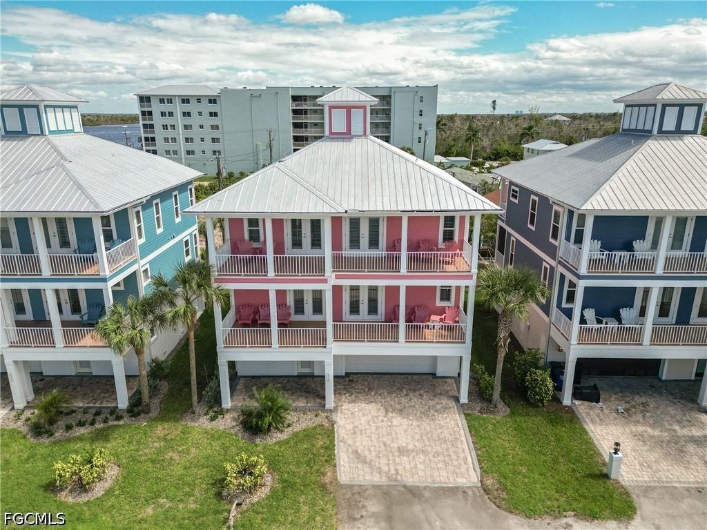 276 Delmar Ave., Fort Myers Beach, FL 33931