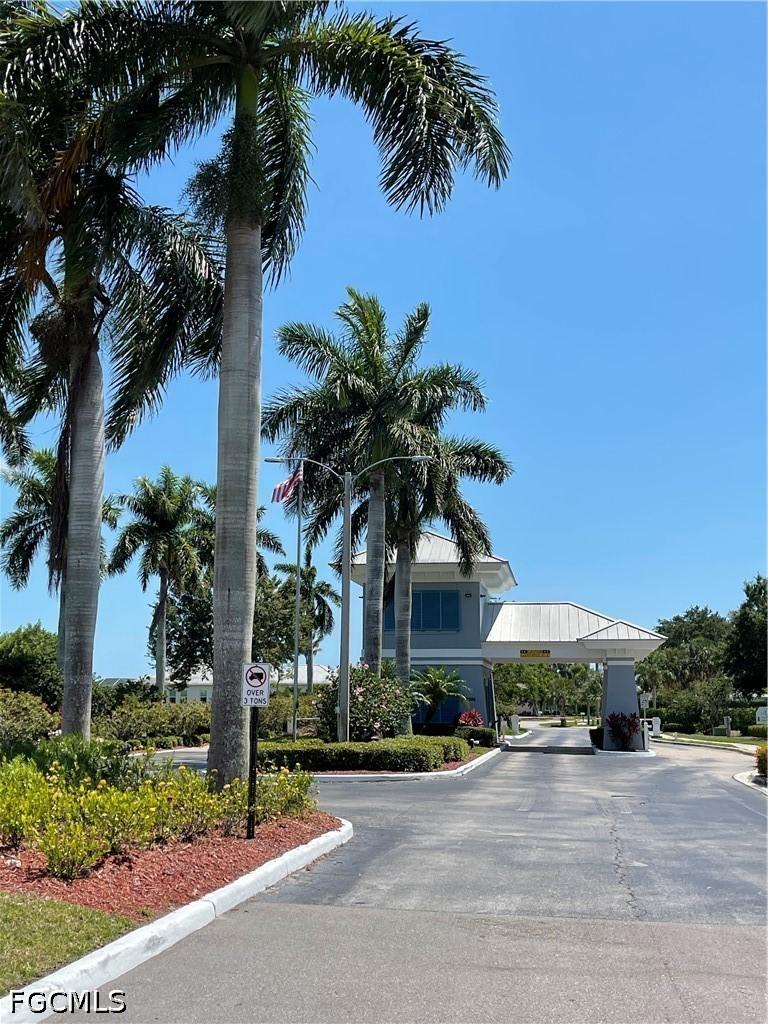 18529 Royal Hammock Blvd., Naples, FL 34114