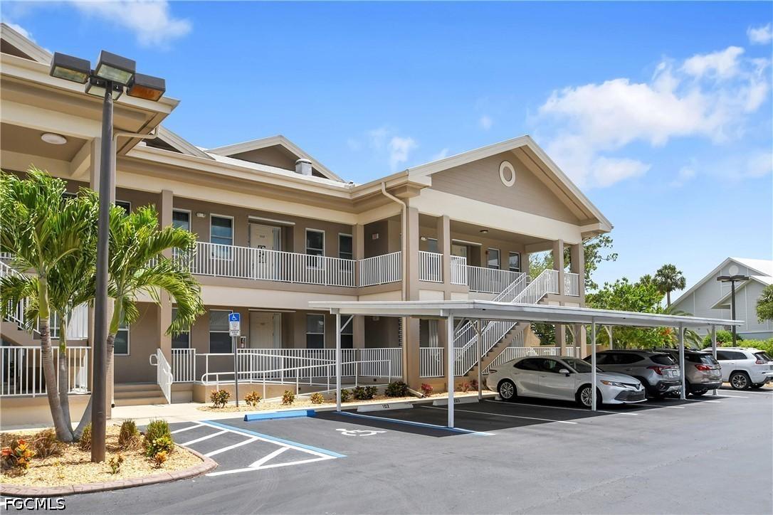 15250 Riverbend Blvd. #202, North Fort Myers, FL 33917