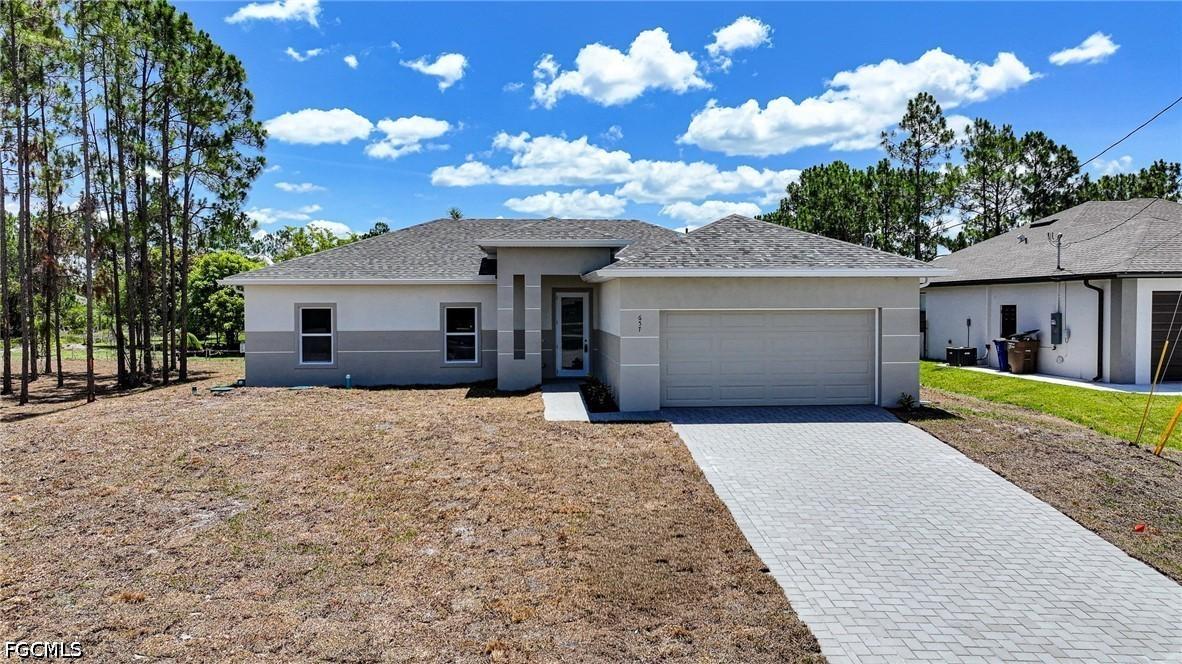 657 Crabtree Ct., Lehigh Acres, FL 33974
