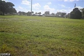 1937 SW Santa Barbara Pl., Cape Coral, FL 33991